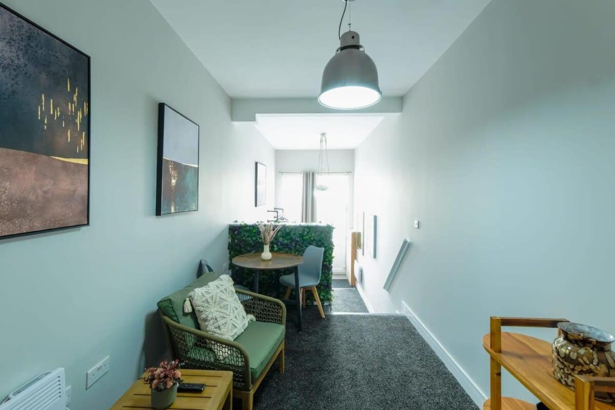 526 Gloucester Flat 1 - Hopewell Bristol